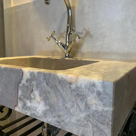 Porta Senese 住宿加早餐酒店