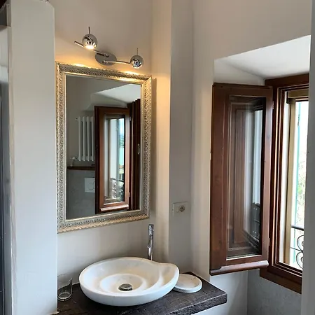 Porta Senese 住宿加早餐酒店 4*