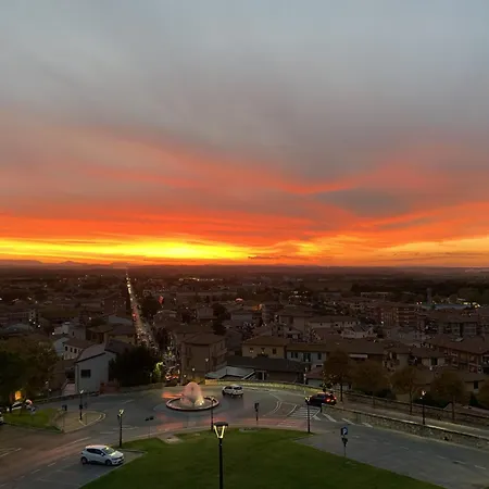 Porta Senese 4* 拉戈堡